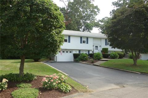 75 Mark Allen Dr, Warwick, RI 02886 photo 1