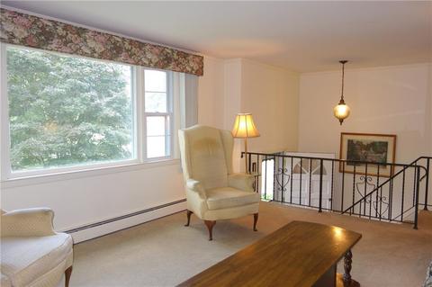 75 Mark Allen Dr, Warwick, RI 02886 photo 9
