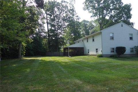 75 Mark Allen Dr, Warwick, RI 02886 photo 3