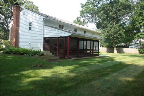75 Mark Allen Dr, Warwick, RI 02886 photo 2