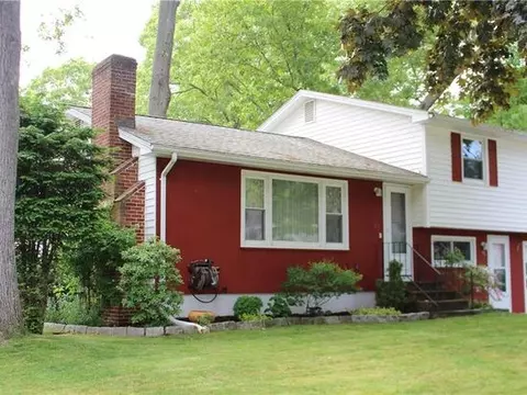 95 Park View Ave, Warwick, RI 02888 photo 13