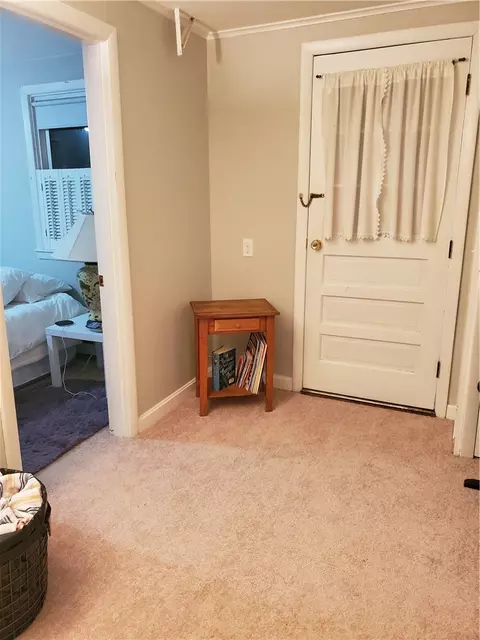 95 Park View Ave, Warwick, RI 02888 photo 12