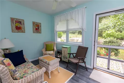 35 Captains Dr, Westerly, RI 02891 photo 17