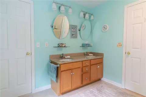 35 Captains Dr, Westerly, RI 02891 photo 30