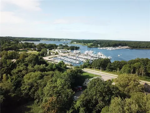 35 Captains Dr, Westerly, RI 02891 photo 37