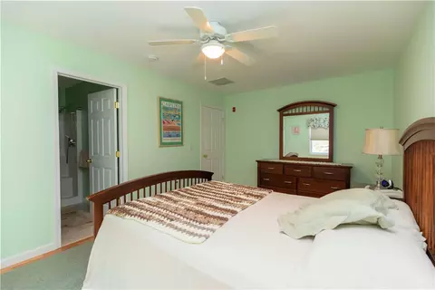 35 Captains Dr, Westerly, RI 02891 photo 19
