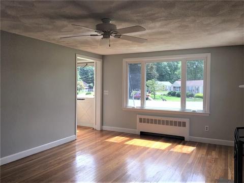 55 Echo Dr, Warwick, RI 02886 photo 10