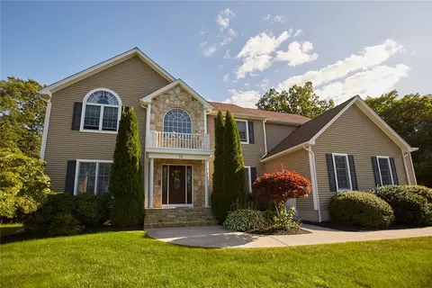 75 Pine Ridge Drive Dr, Cranston, RI 02921 photo 1