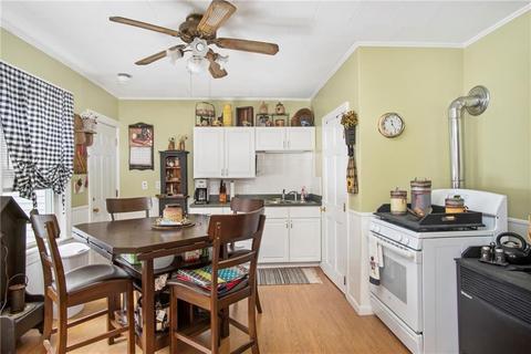 283 Diamond Hill Rd, Woonsocket, RI 02895 photo 20