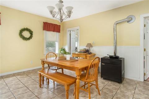 283 Diamond Hill Rd, Woonsocket, RI 02895 photo 15
