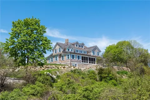 11 Yosemite Valley Rd, Westerly, RI 02891 photo 3