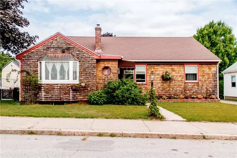 59 Kennedy St, Woonsocket, RI 02895 photo 1