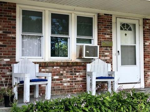 8 Vanderbilt Ter, Coventry, RI 02816 photo 2