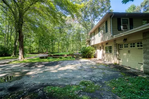 115 Peeptoad Rd, Scituate, RI 02857 photo 4