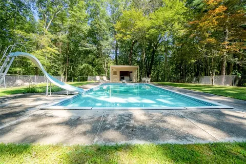 115 Peeptoad Rd, Scituate, RI 02857 photo 35