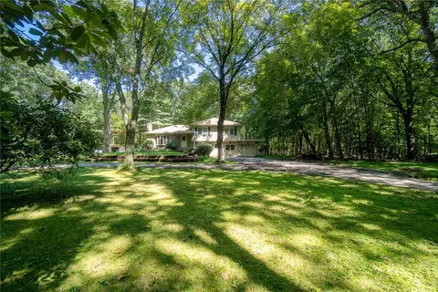 115 Peeptoad Rd, Scituate, RI 02857 photo 2
