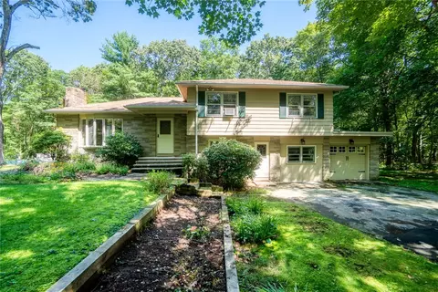 115 Peeptoad Rd, Scituate, RI 02857 photo 1
