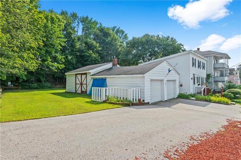 210 Newland Ave, Woonsocket, RI 02895 photo 30