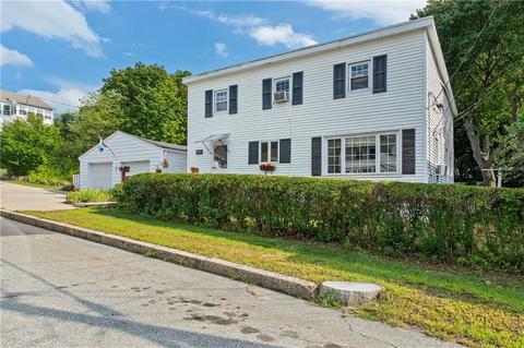 210 Newland Ave, Woonsocket, RI 02895 photo 2