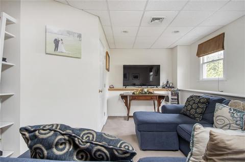 64 Mohawk Trl, Cranston, RI 02921 photo 17