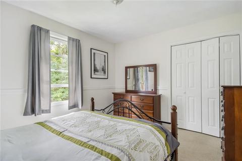 64 Mohawk Trl, Cranston, RI 02921 photo 13