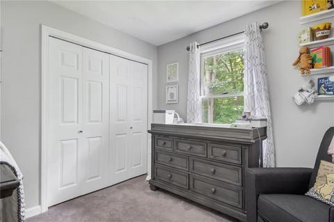 64 Mohawk Trl, Cranston, RI 02921 photo 12