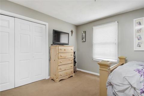 64 Mohawk Trl, Cranston, RI 02921 photo 15
