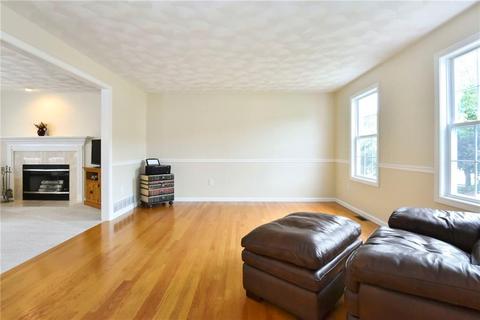 11 Ginger Trl, Coventry, RI 02816 photo 6