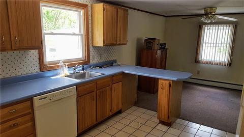 100 Devonshire Rd, Attleboro, MA 02703 photo 8