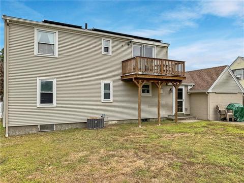 63 Harmony Ct, Warwick, RI 02889 photo 3