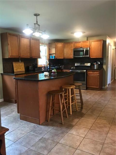 126 Cushing Rd, Warwick, RI 02888 photo 5