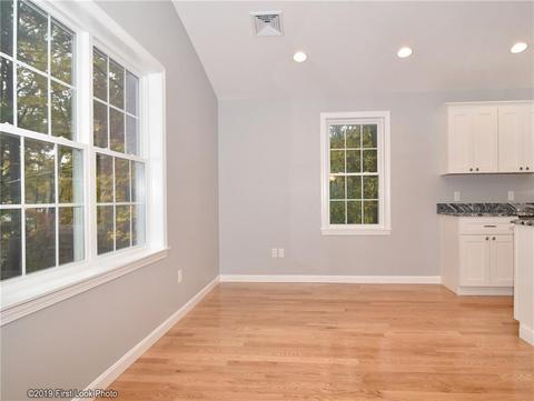 38 Eagle Peak Rd, Pascoag, RI 02859 photo 5