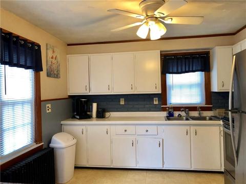 100 Byron Blvd, Warwick, RI 02888 photo 3