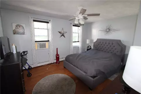 29 Nobert Dr, Warren, RI 02885 photo 5