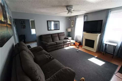 29 Nobert Dr, Warren, RI 02885 photo 29