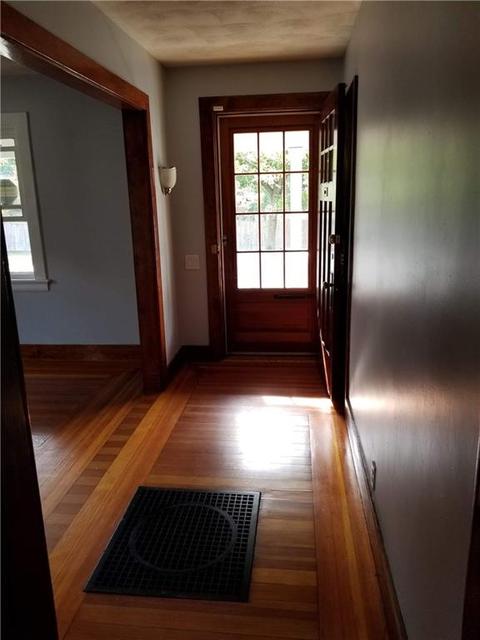 166 Manolla Ave, Warwick, RI 02888 photo 3