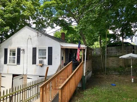 36 Crawford St, Woonsocket, RI 02895 photo 33