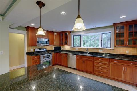 31 Eames St, Providence, RI 02906 photo 14