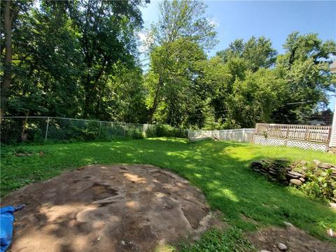 543 Mendon Rd, Woonsocket, RI 02895 photo 25
