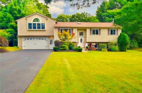 7 Cobblestone Ter, Coventry, RI 02816 photo 1