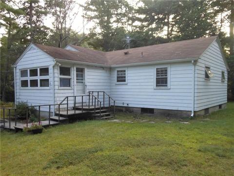 69 E Killingly Rd, Foster, RI 02825 photo 3