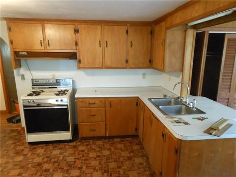 69 E Killingly Rd, Foster, RI 02825 photo 8