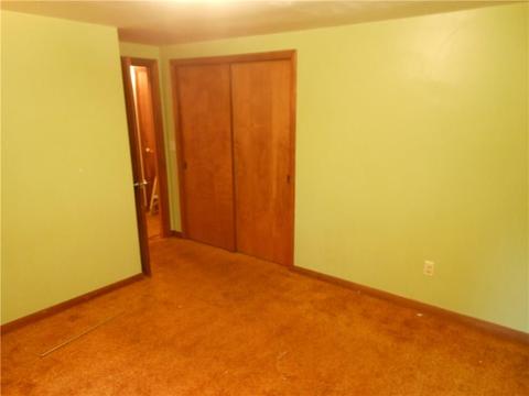 69 E Killingly Rd, Foster, RI 02825 photo 14