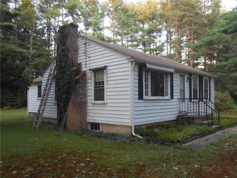 69 E Killingly Rd, Foster, RI 02825 photo 2