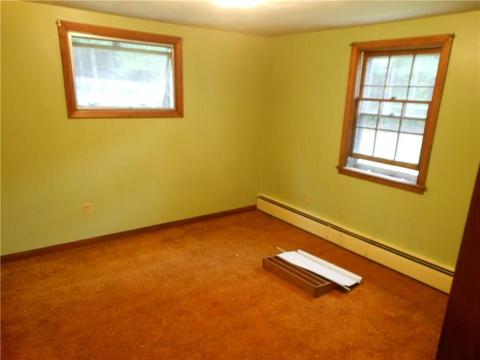 69 E Killingly Rd, Foster, RI 02825 photo 13