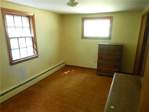 69 E Killingly Rd, Foster, RI 02825 photo 15