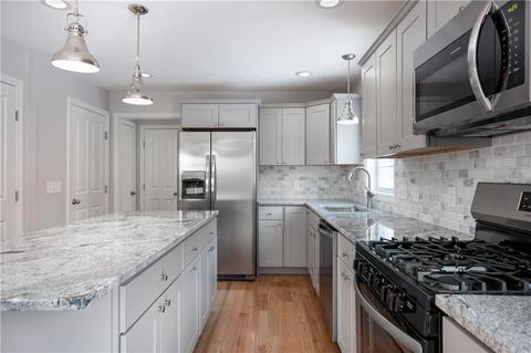 58 Benefit St, Warwick, RI 02886 photo 1