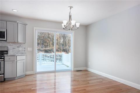 58 Benefit St, Warwick, RI 02886 photo 4