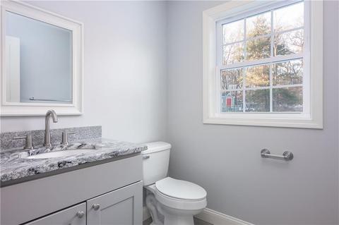 58 Benefit St, Warwick, RI 02886 photo 17