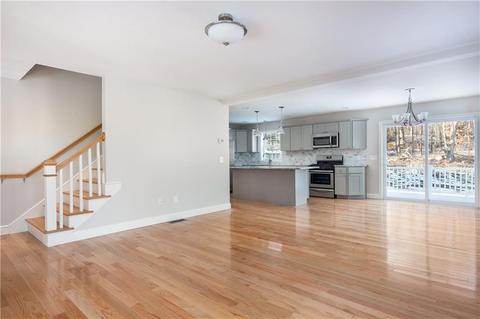 58 Benefit St, Warwick, RI 02886 photo 5